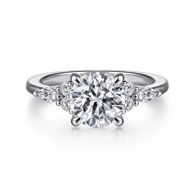 Лабораторно выращенный бриллиантовый обручальный кольцо VVS Clarity HPHT Round Cut Classic Style